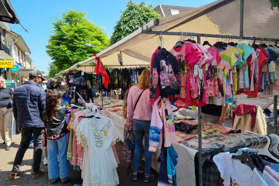 Pinkstermarkt 2023 2 3014493394