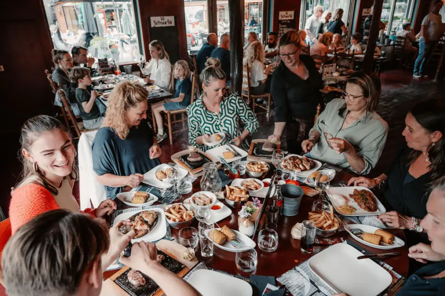 Juffrouw tok vriendinnen weekend Z06 2120