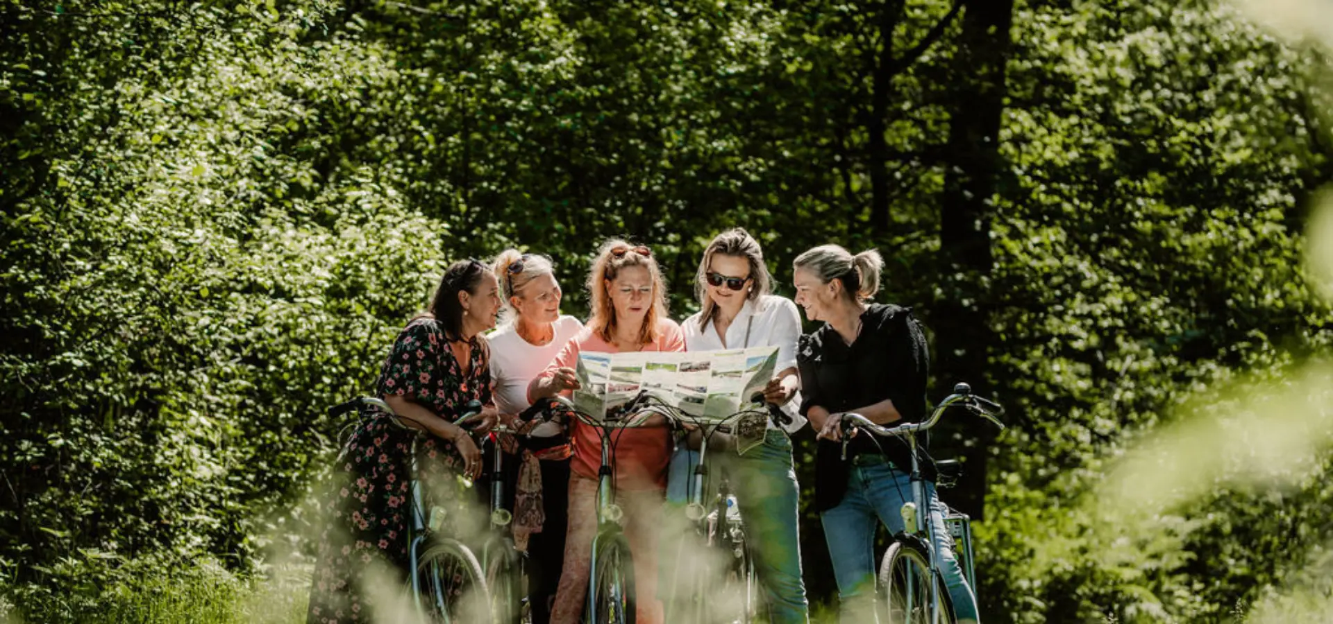 Fietse vriendinnen natuur 2022 DSC 1862