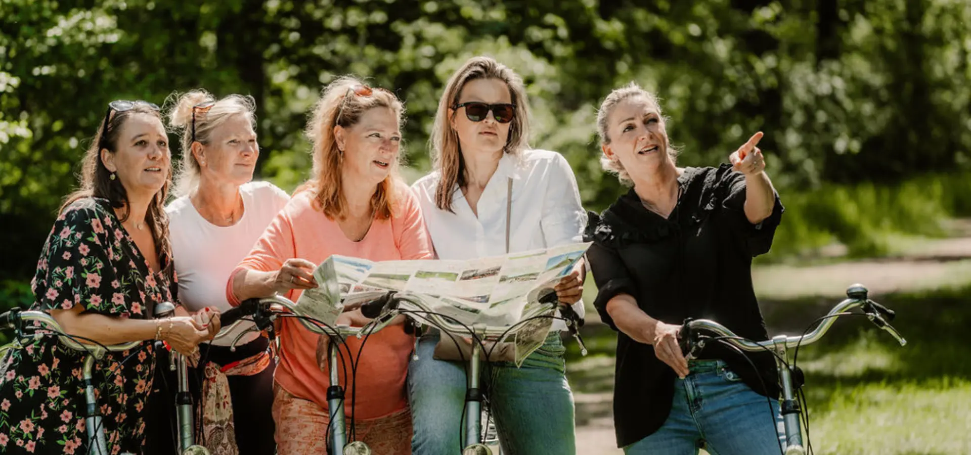 Fietse vriendinnen natuur 2022 DSC 1867