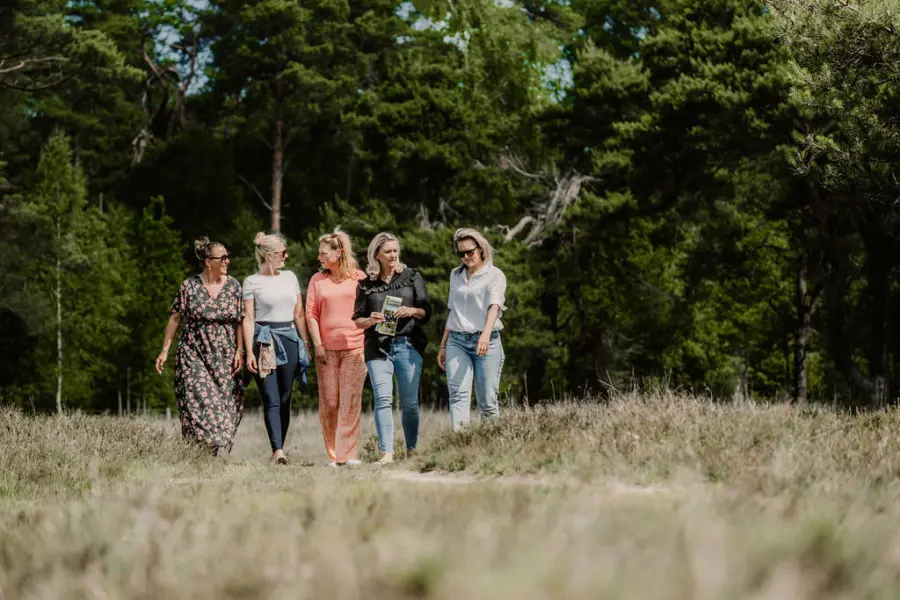 Wandelen vriendinnen natuur DSC 1843