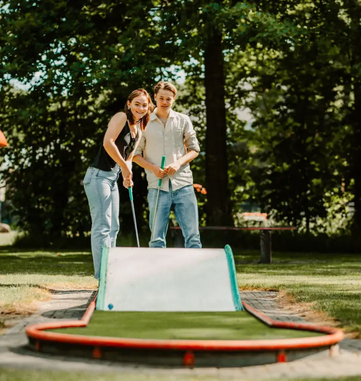 Midget golf ruwinkel mini golf 907 A0292