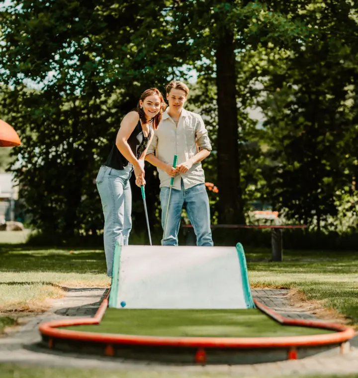 Midget golf ruwinkel mini golf 907 A0292