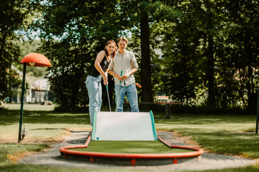 Midget golf ruwinkel mini golf 907 A0292