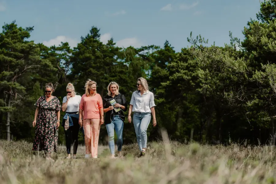 Wandelen vriendinnen natuur DSC 1852