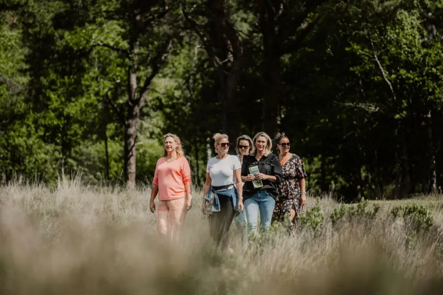Wandelen vriendinnen natuur DSC 1835