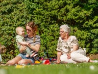 buiten in de tuin.jpg