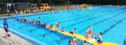 Beeld zwembad loopmat in het water_ruwinkel.jpg